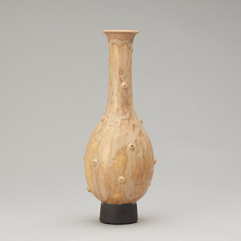 A Wilhelm Kåge 'Farsta' stoneware vase, Gustavsberg Studio 1940's.