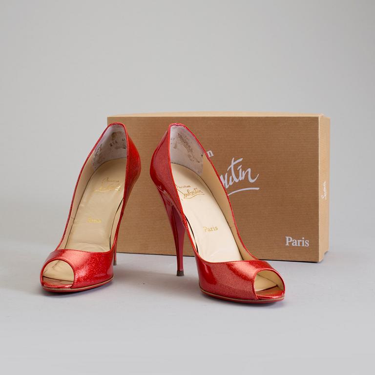 PUMPS, Christian Louboutin.