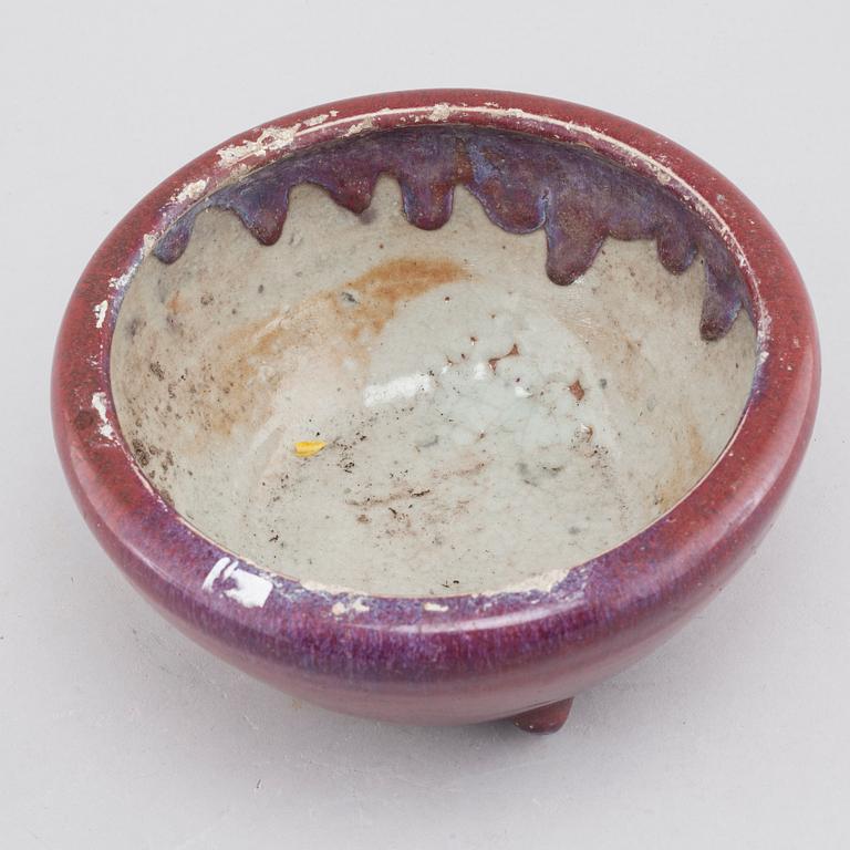RÖKELSEKAR, porslin, Qingdynastin, sent 1800-tal.