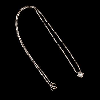 HÄNGE, 18k vitguld med äldre briljantslipad diamant, importstämplat, omkring 1900-talets tredje kvartal. Vikt 3 g.