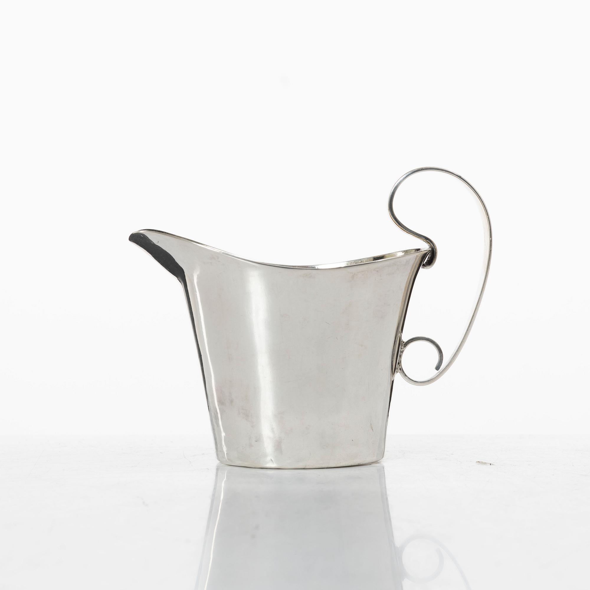 A Swedish silver creamer, marks of Andreas Isberg, Skänninge 1813.