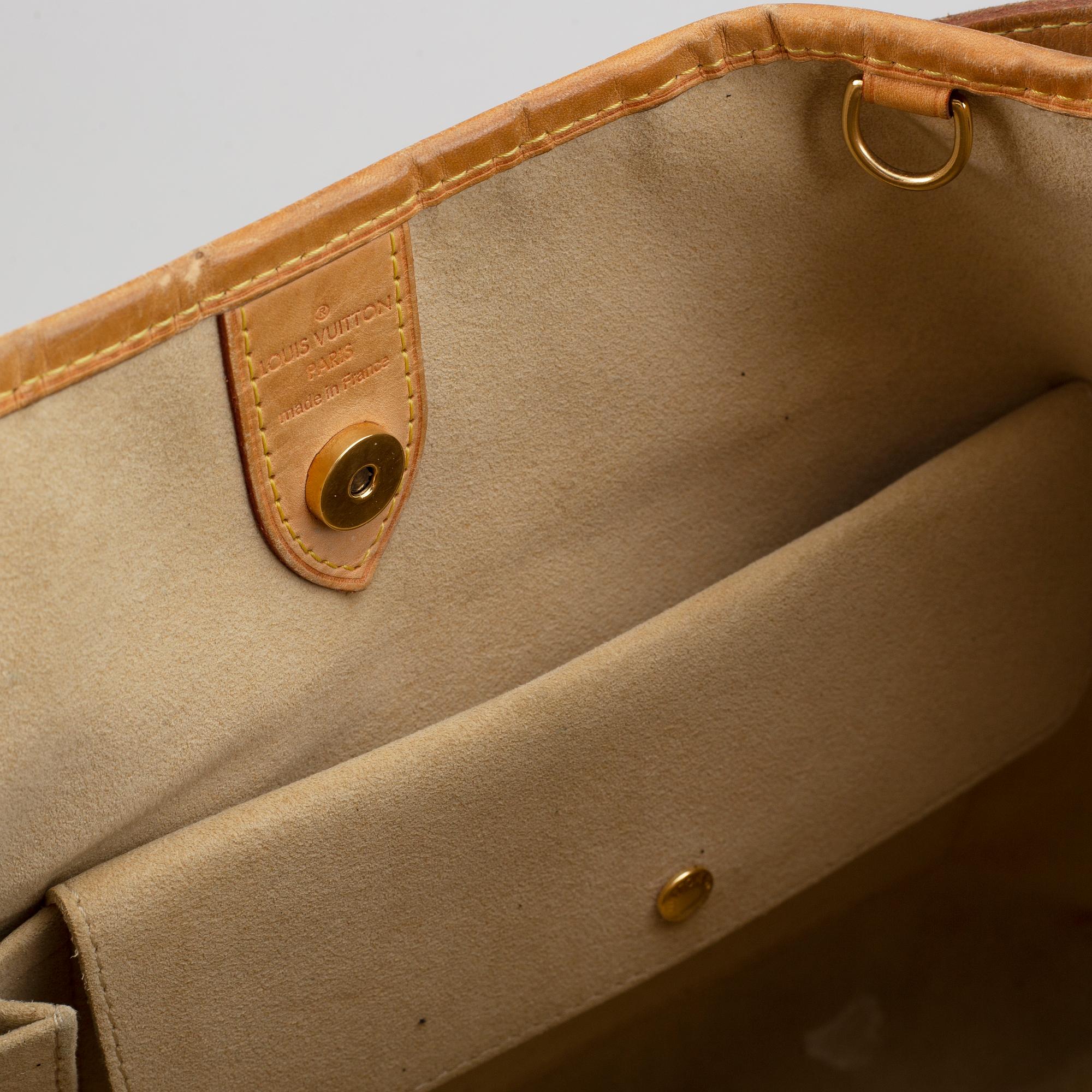 LOUIS VUITTON, a MONOGRAM CANVAS 'Galleria' bag.