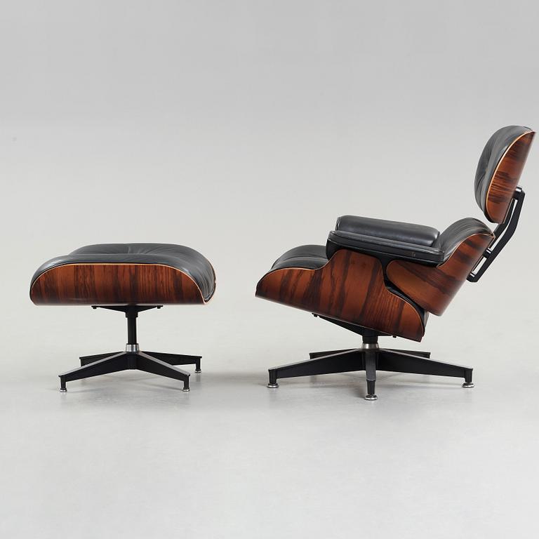 Charles & Ray Eames, A Charles & Ray Eames 'Lounge chair' with ottoman, Herman Miller, USA.