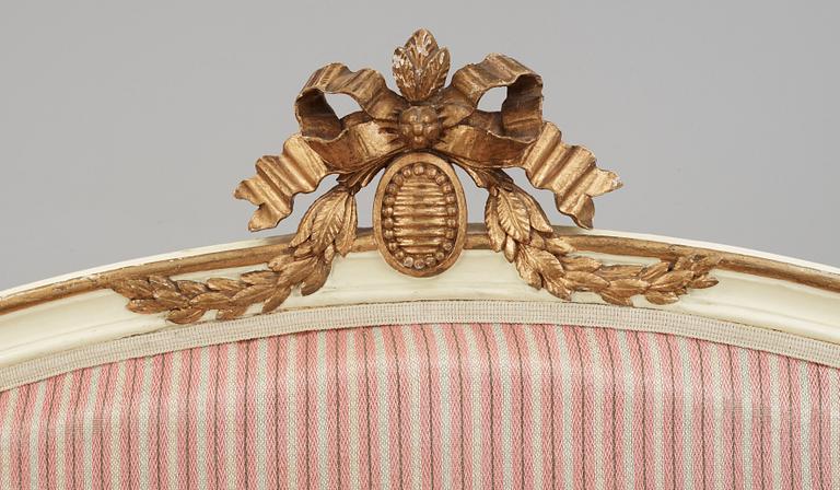 BADKARSSOFFA, gustaviansk stil, 1900-talets första hälft.