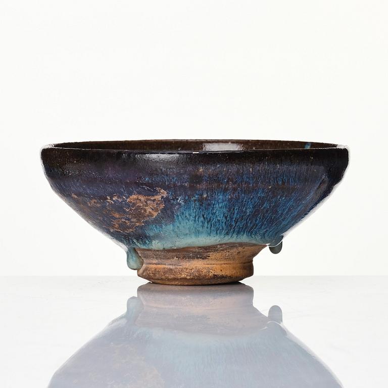 A lavender blue hairs fur glazed bowl, Song/Yuan dynasty.