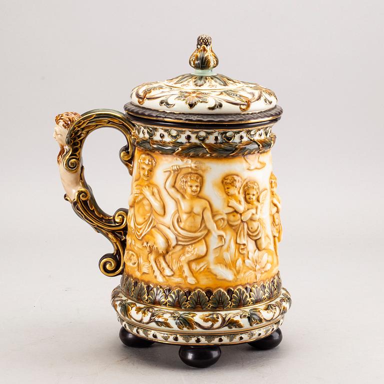A Rörstrand majolica jug around 1900.