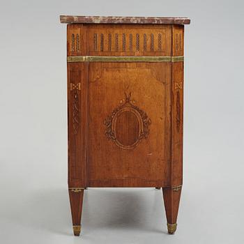 A late Gustavian commode, 18th century, by J Hultsten (master in Stockholm 1773-1794).