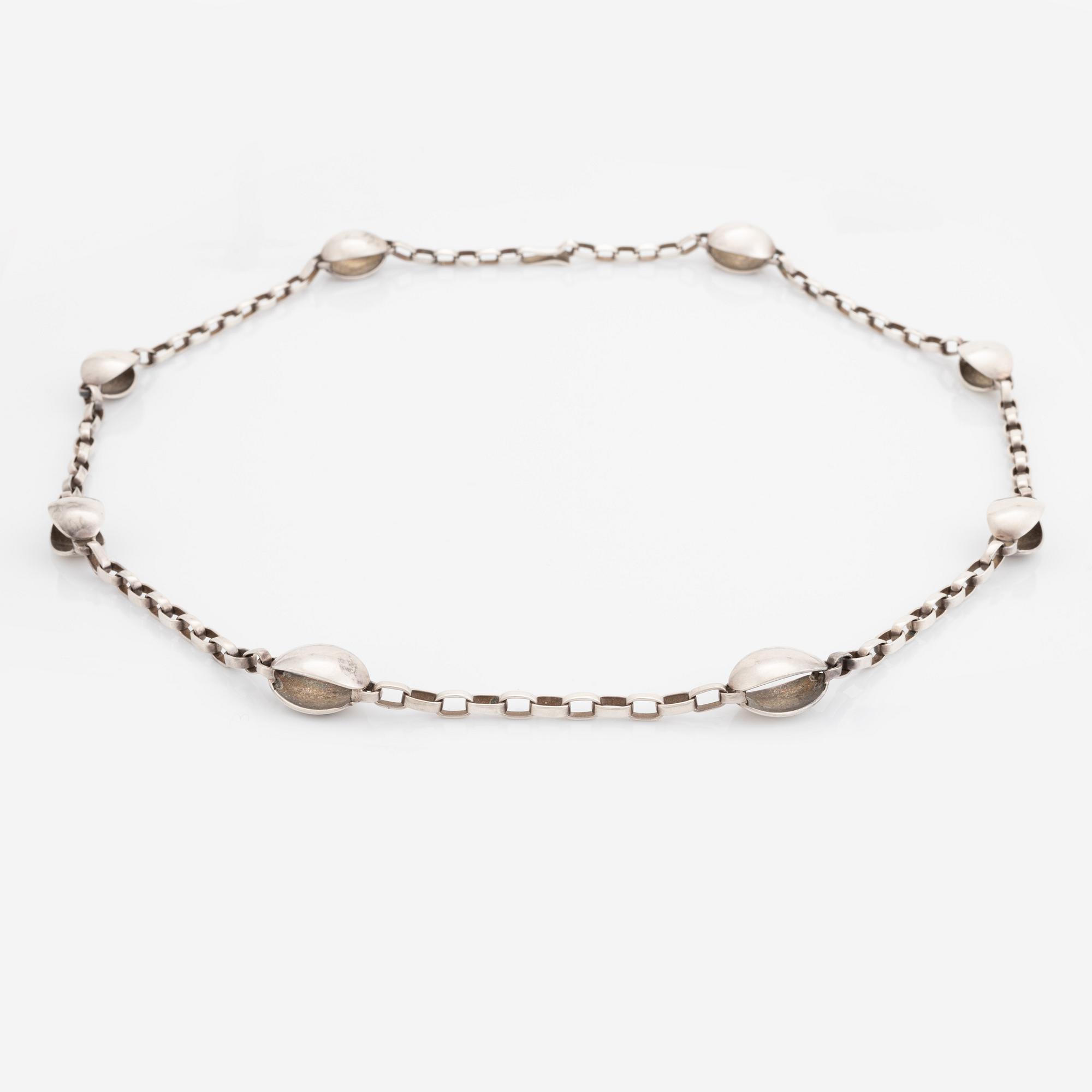 Sven-Erik Högberg, silver necklace.