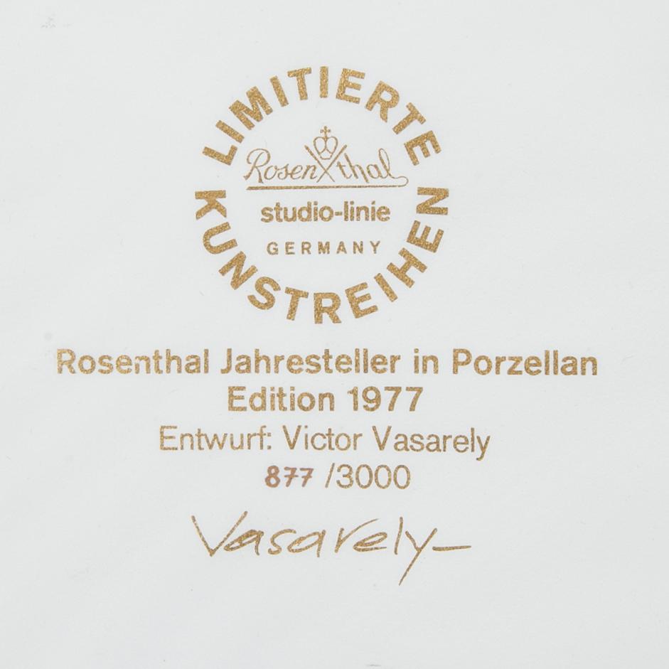 VICTOR VASARELY, Rosenthal, Edition-77, porcelaine.