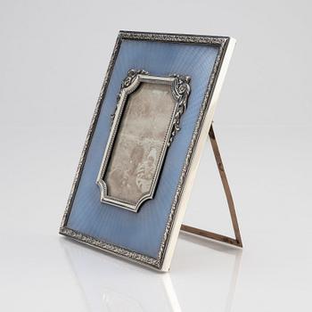 A Wilhelm Bolin silver and guilloché enamel frame, Moscow 1912-1917.