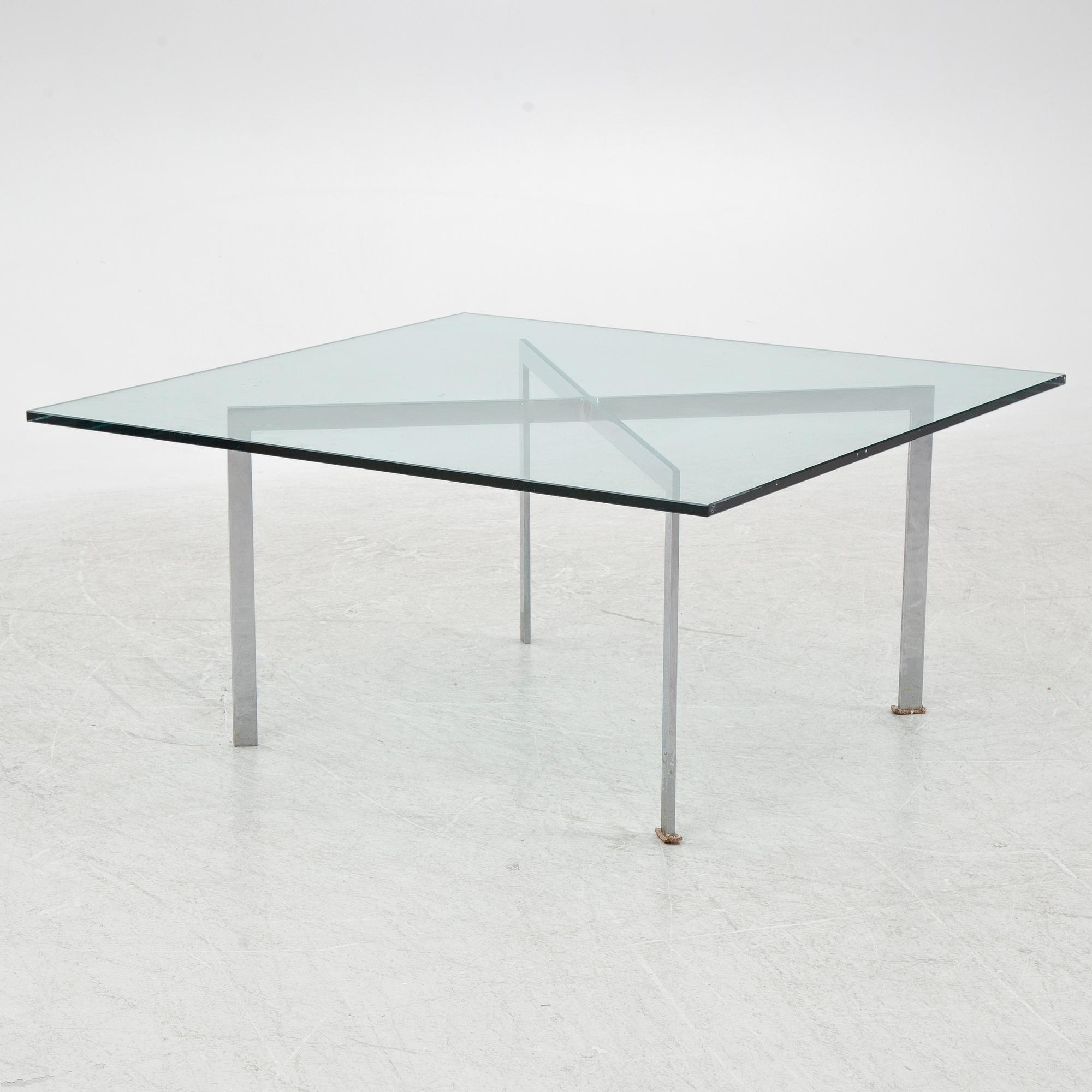 Ludwig Mies van der Rohe, a "Barcelona" coffee table, Knoll.