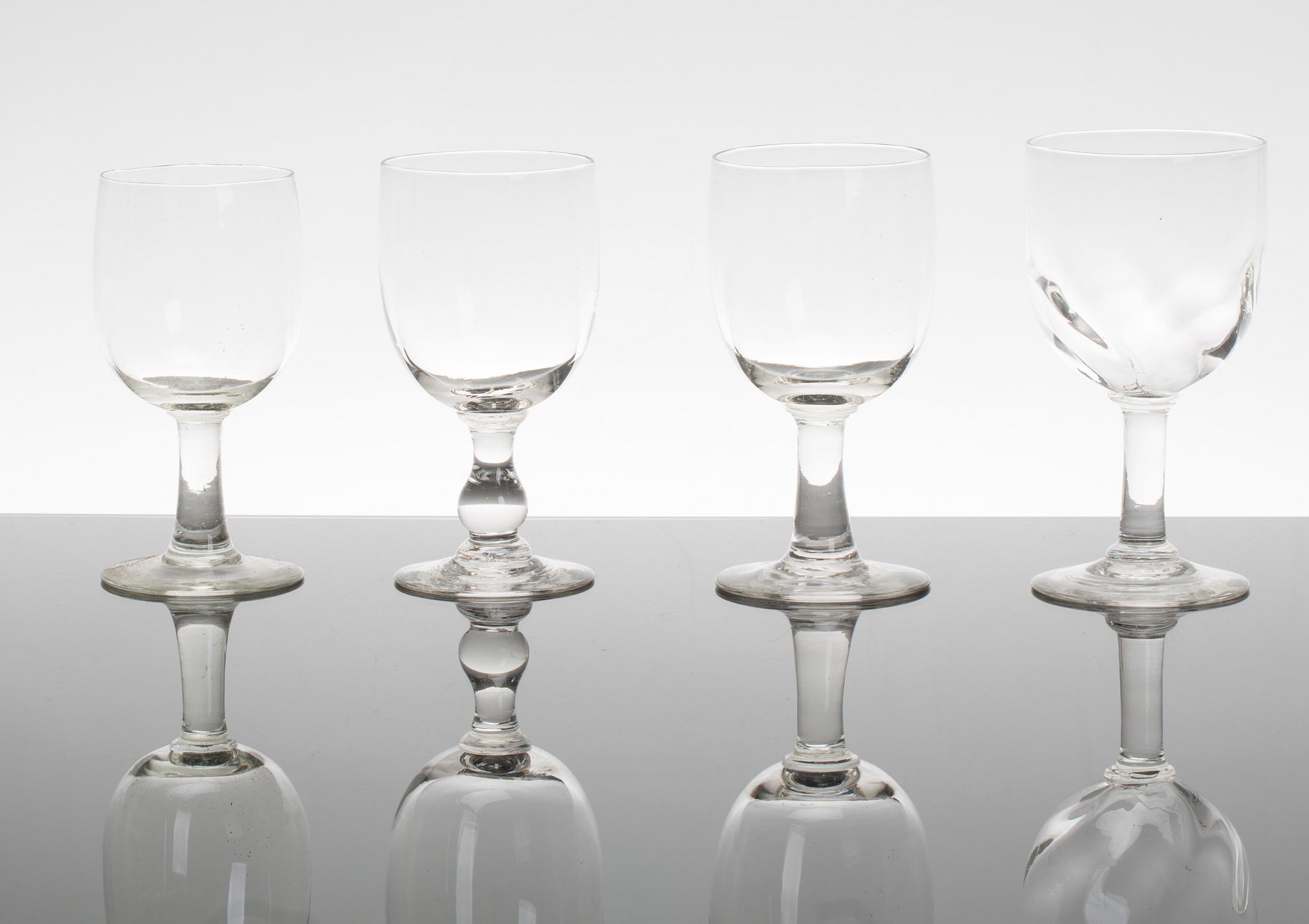 SAMLING VINGLAS, 23 st, olika modeller. 1900-tal.