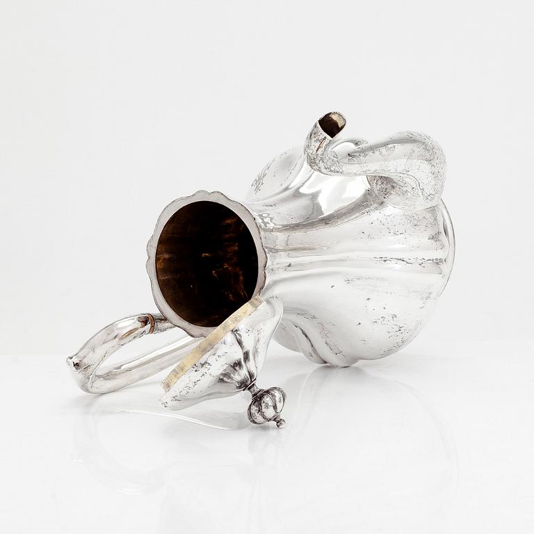 A mid 19th-century silver coffee pot, Moscow, Russia 1847. Unclear maker's mark.