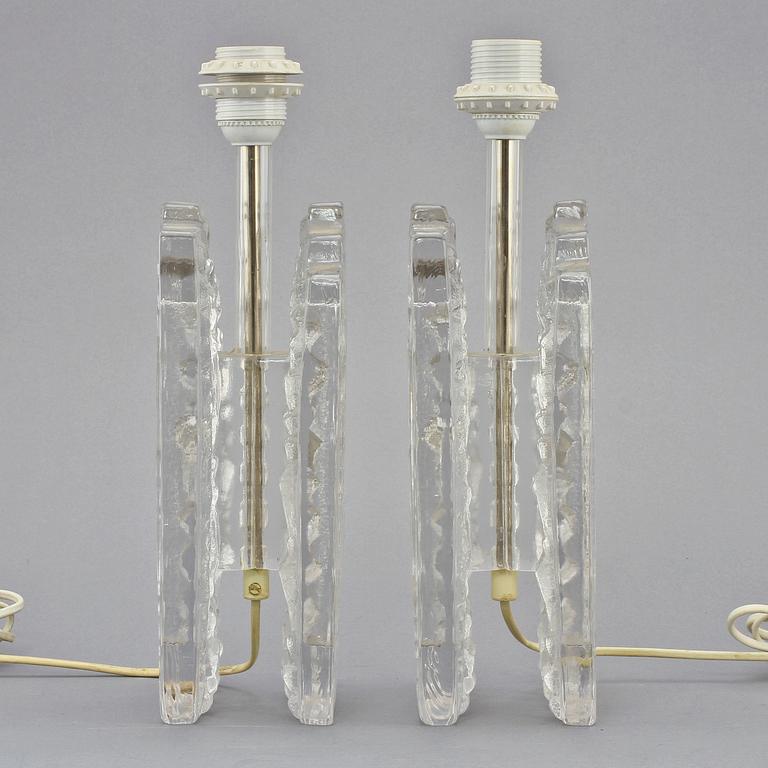 BORDSLAMPOR, ett par, Pukeberg, 1900-talets andra hälft.