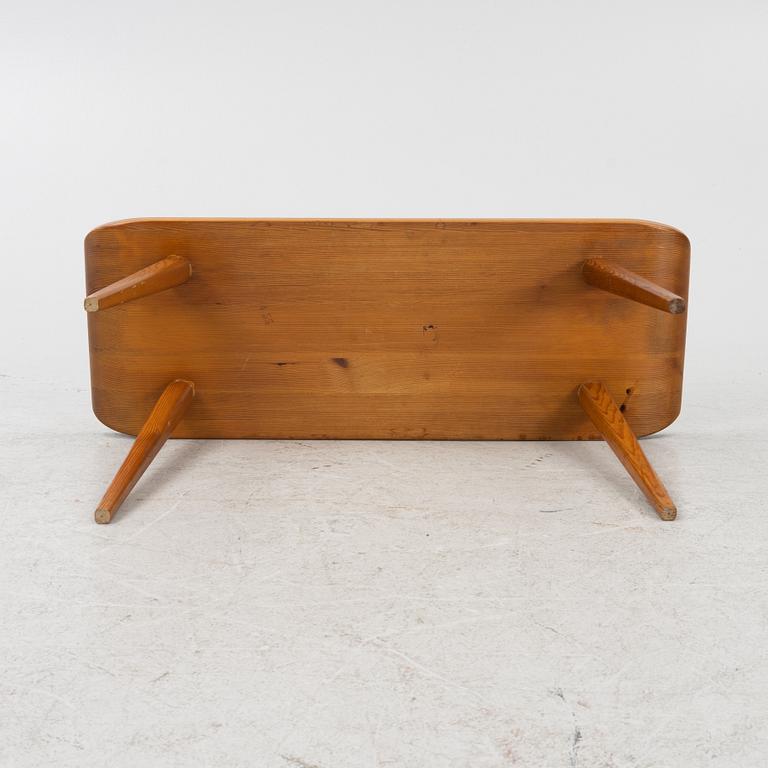 Carl Malmsten, bench, "Visingsö", Swedish Pine, second half of the 20th century.