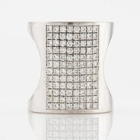 Sigurd Persson, Wolfgang Gessl, a ring 18K white gold set with brilliant-cut diamonds.