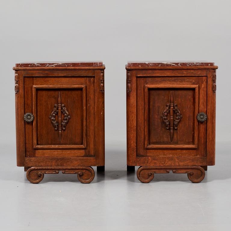 SÄNGBORD, ett par, 1900-talets första hälft.