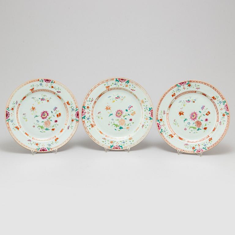 TALLRIKAR, 6 st, kompaniporslin. Qingdynastin, Qianlong (1736-95).