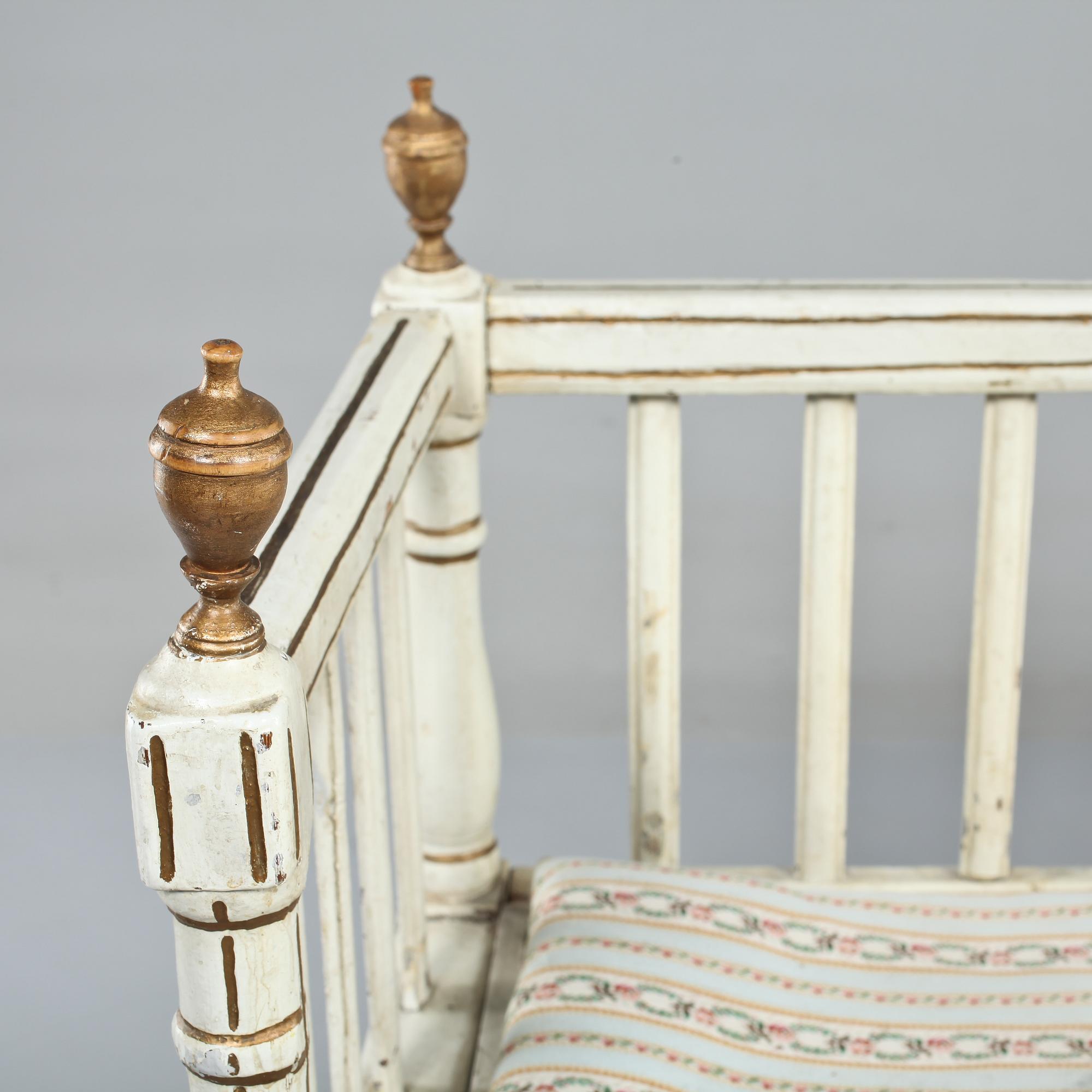 SOFFA, gustaviansk provinsarbete, 1800-talets första hälft.