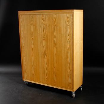 SKÅP, trä, 2000-tal.