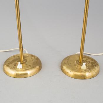 A pair of late 20th century brass table lights.