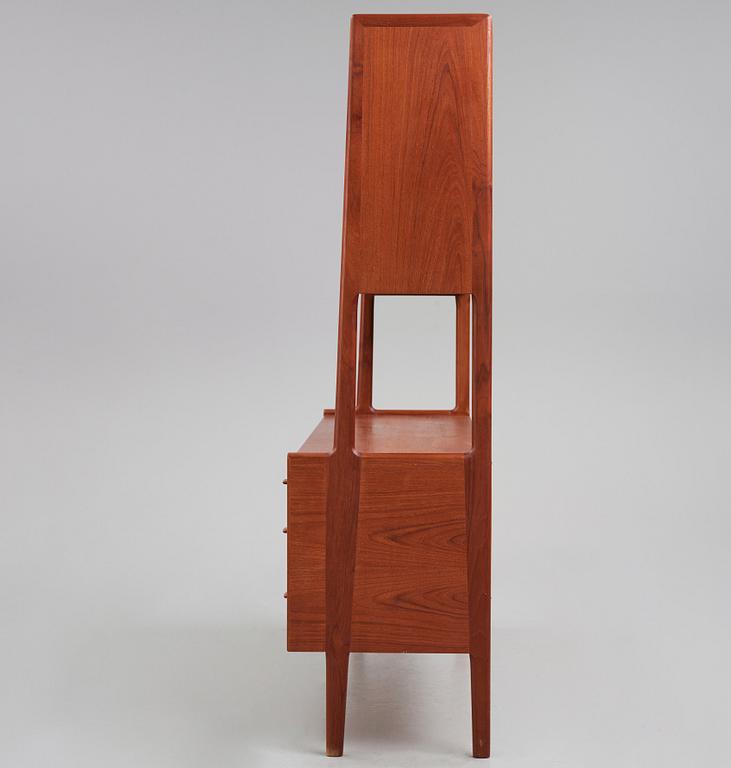 Hans J. Wegner, a teak sideboard/ cabinet, "RY20", Ry Møbler, Denmark 1955.