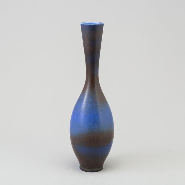 A Berndt Friberg stoneware vase, Gustavsberg studio 1962.