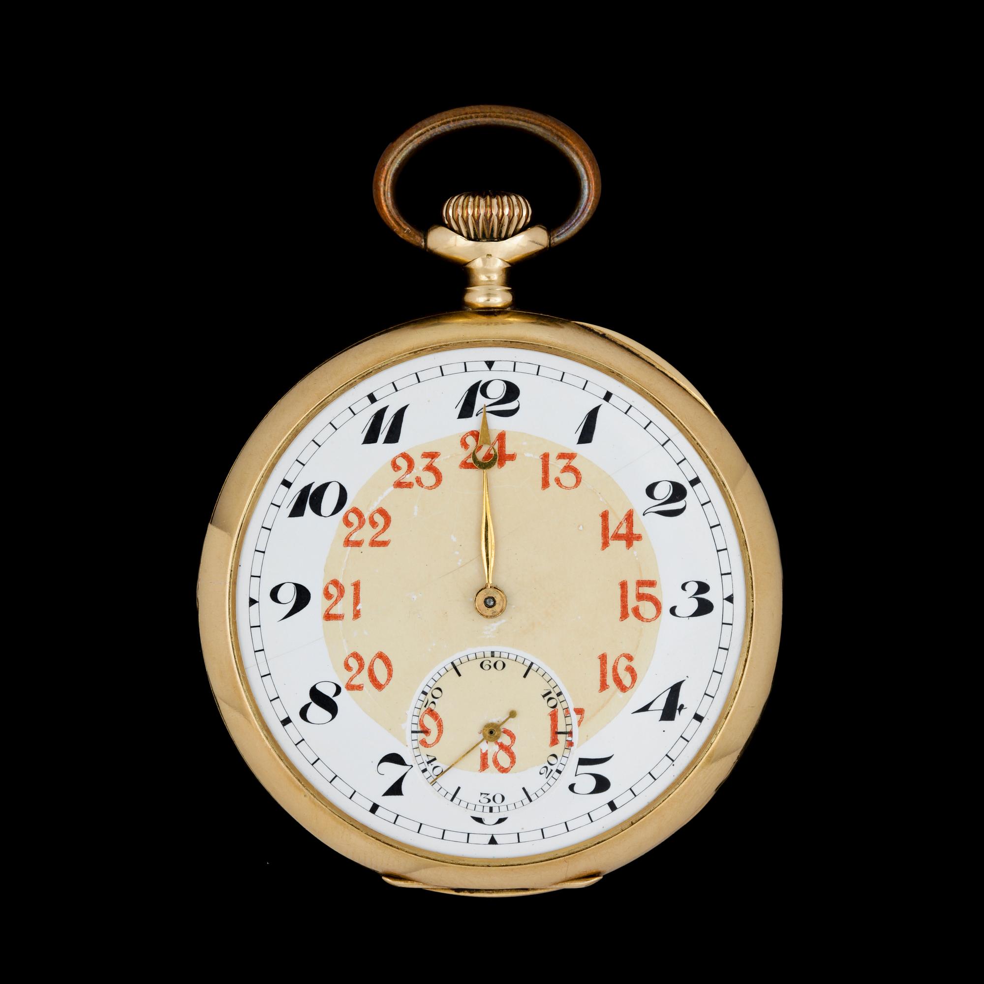 FICKUR, 18k guld, 1920-tal. Vikt (exkl glas) 87,5g.