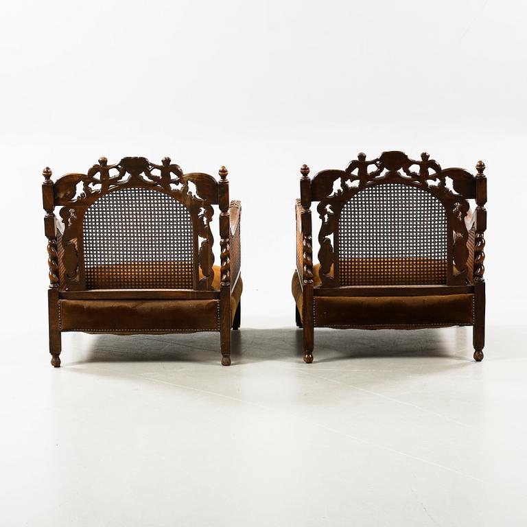 A pair of armchair from the first half of the 20th century.