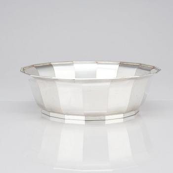 Wiwen Nilsson, a sterling silver bowl, Lund, Sweden 1964.