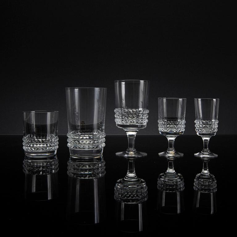 A BENGT EDENFALK 53 pcs Corona glass service, later part of the 20th century.