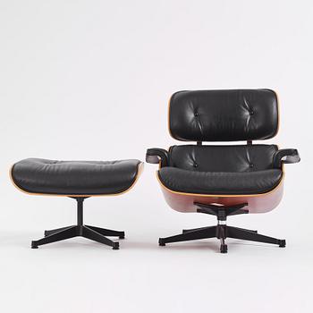 Charles & Ray Eames, a "Lounge Chair & Ottoman", Vitra, ca. 2006.