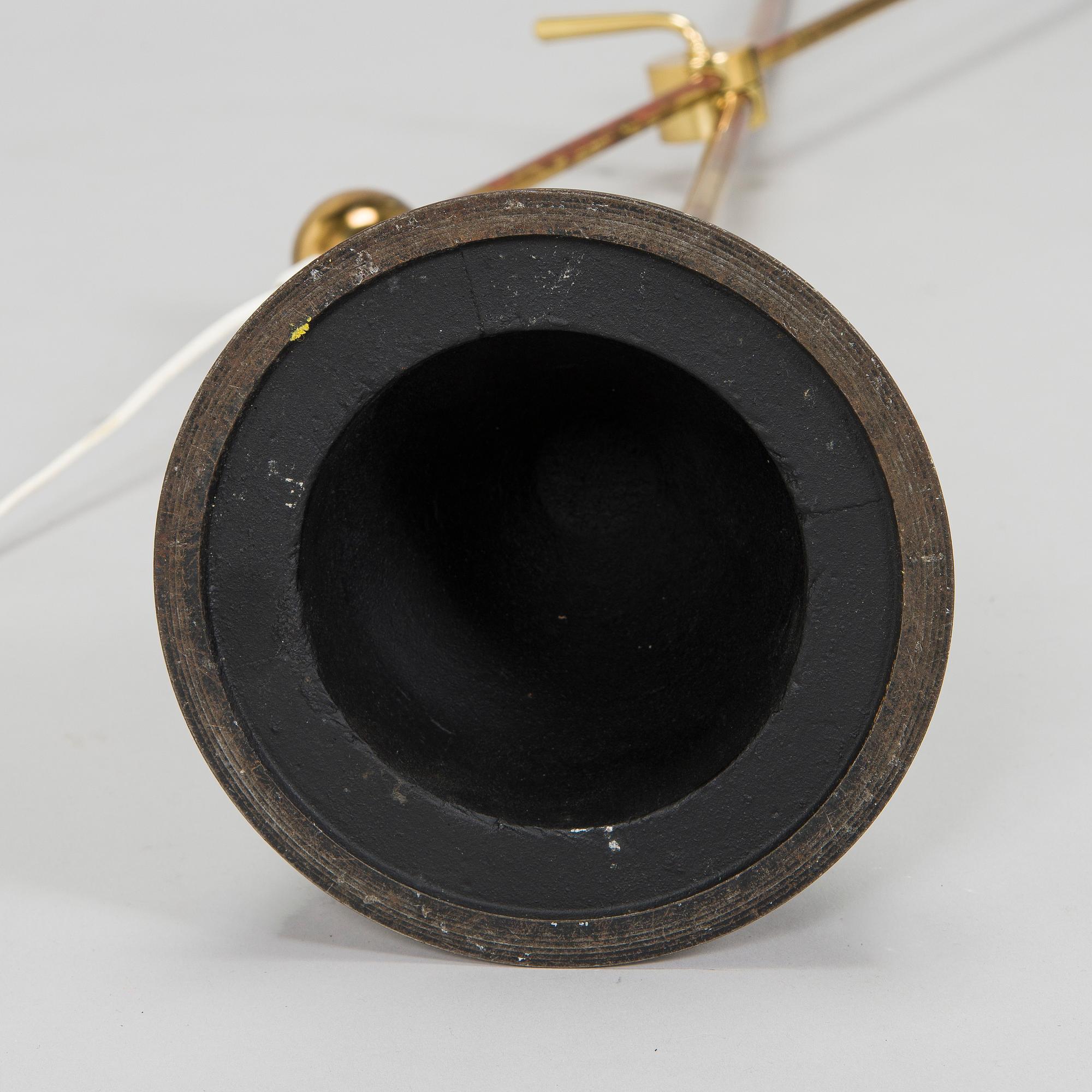 Tapio Wirkkala, A mid-20th-century 'K 10-11' floor light for Idman.