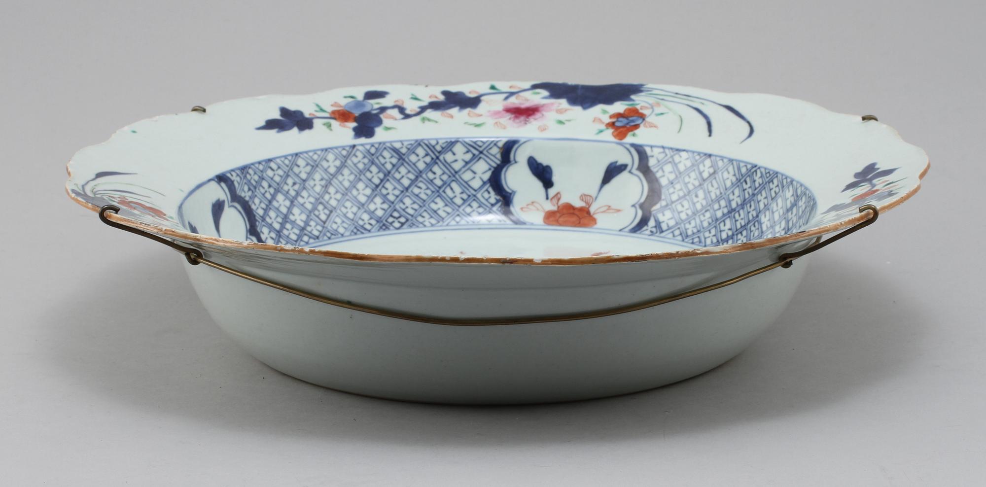 SKÅLFAT, porslin, Kina, 1700-tal.