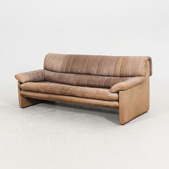 A three seater leather sofa by De Sede, Schweiz second half of the 20th century.