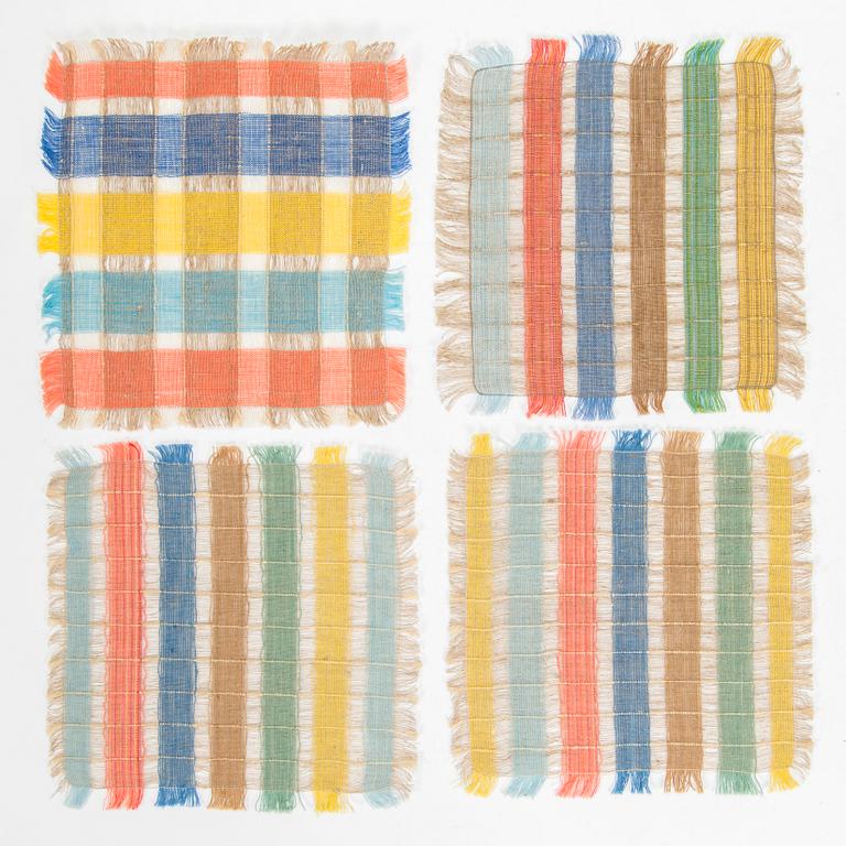 Margareta Ahlstedt-Willandt, five tablets, and four clothes, manufacturer Ateljee Margareta Ahlstedt-Willandt.