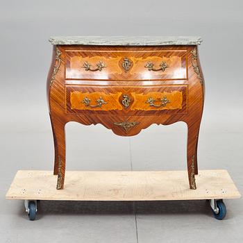 BYRÅ, rokokostil, 1900-tal.