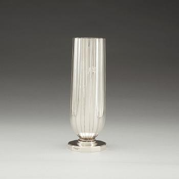 An Atelier Borgila sterling vase, Stockholm 1933.