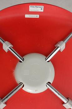 STOLAR, 6 st, "Sjuan", Arne Jacobsen, Fritz Hansen, 1997.
