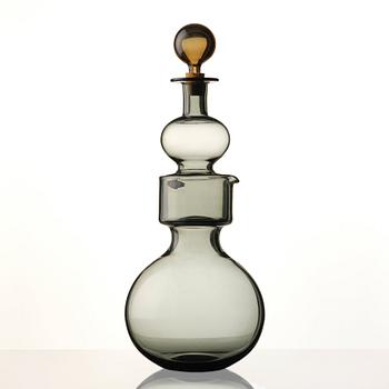 Kaj Franck, a glass decanter 'The bells of Kremlin', Nuutajärvi Notsjö, Finland 1961.