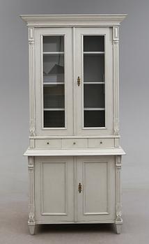 BOK/VITRINSKÅP, 1800-talets andra hälft.