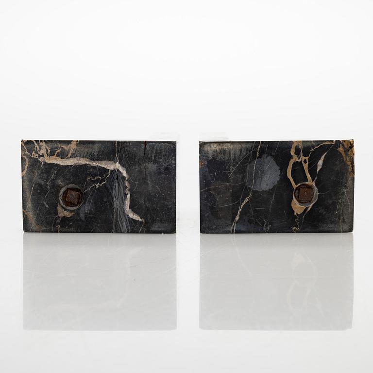 Bokstöd, ett par, stämplade i godset Bertin, Frankrike sannolikt 1925-30-tal.