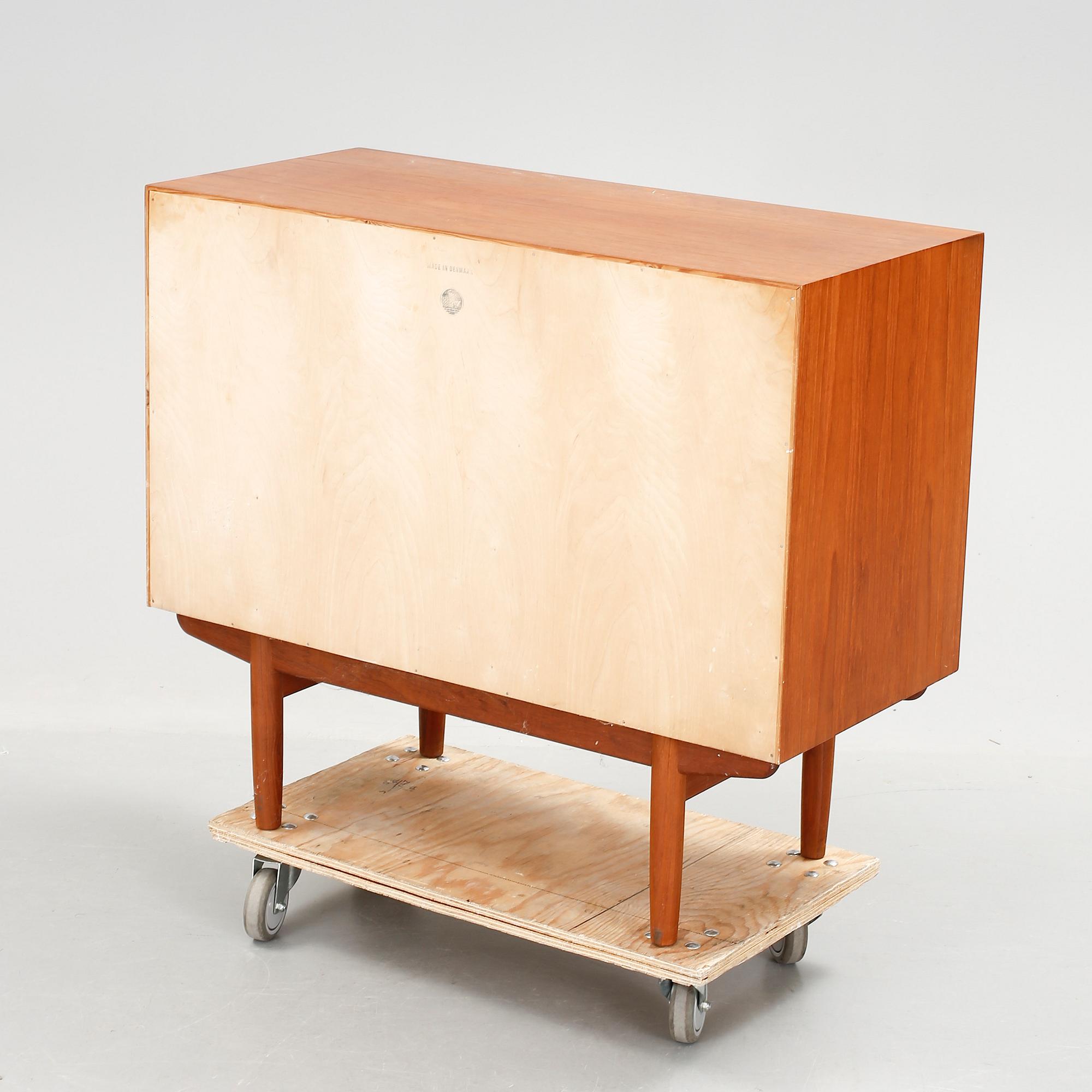 BYRÅ, Børge Mogensen, Søborg Møbelfabrik, 1953. Stämpelmärkt.