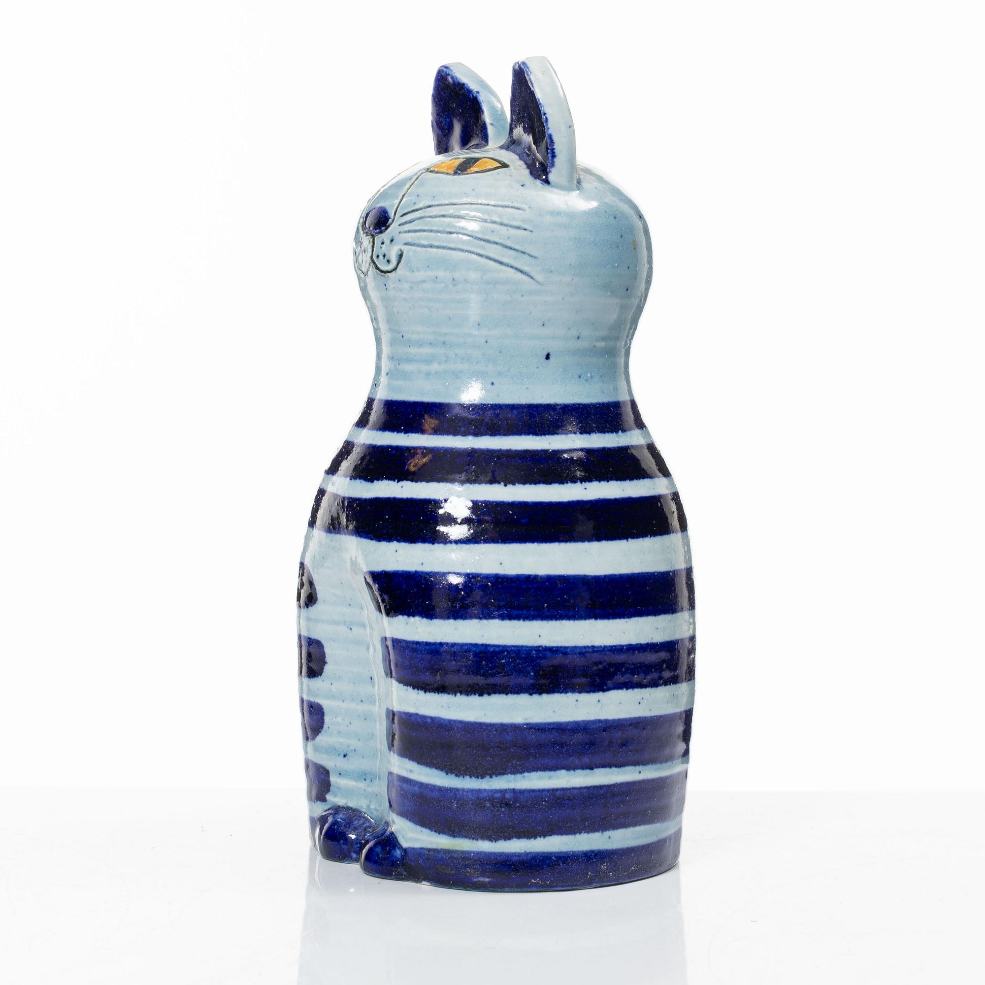 Lisa Larson, a 'Stor katt' stoneware figurine from the series 'Tripp, trapp, trull', Gustavsberg.