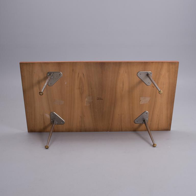 TAPIO WIRKKALA, BORD. Brännmärkt Tapio Wirkkala, Asko, Made in Finland. 1960-tal.