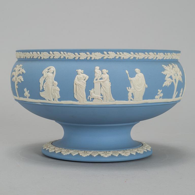 A Wedgewood Jasperware BOWL from around year 1900.