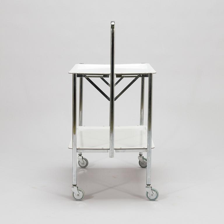 Tarjoiluvaunu, Italia, 1900-luvun loppupuoli.