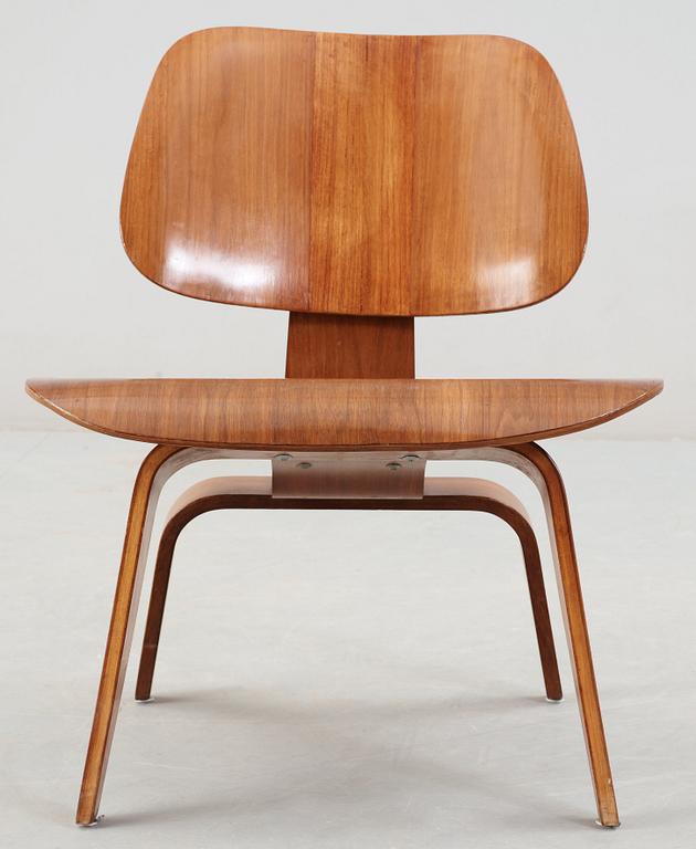 A Charles & Ray Eames 'LCW' plywood chair by Herman Miller, USA.