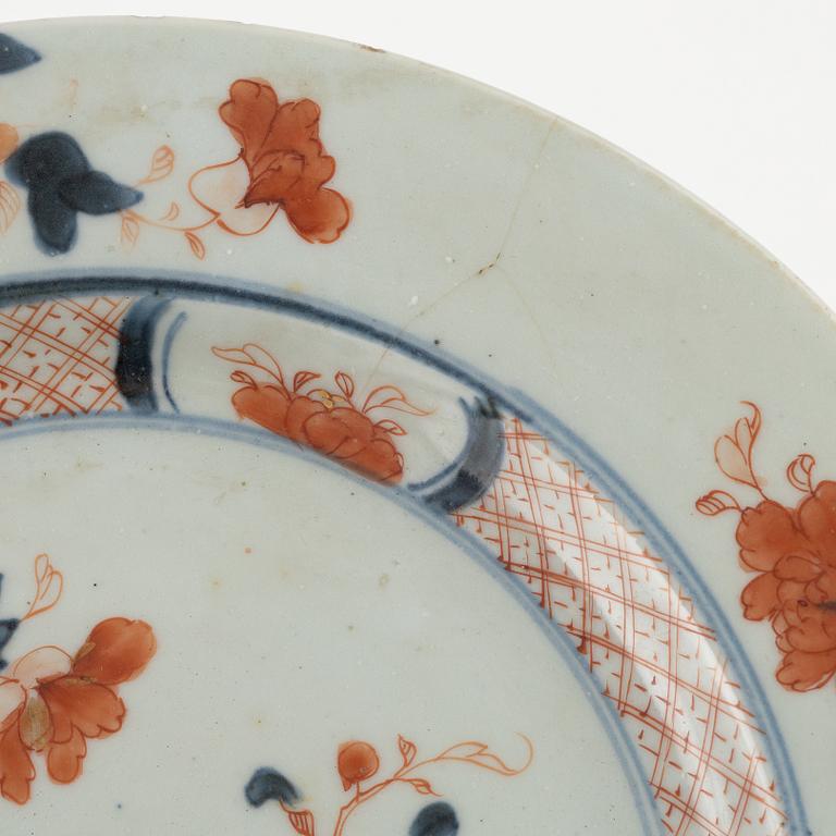 Tallrikar, sex stycken, kompaniporslin. Kina, 1700-tal.