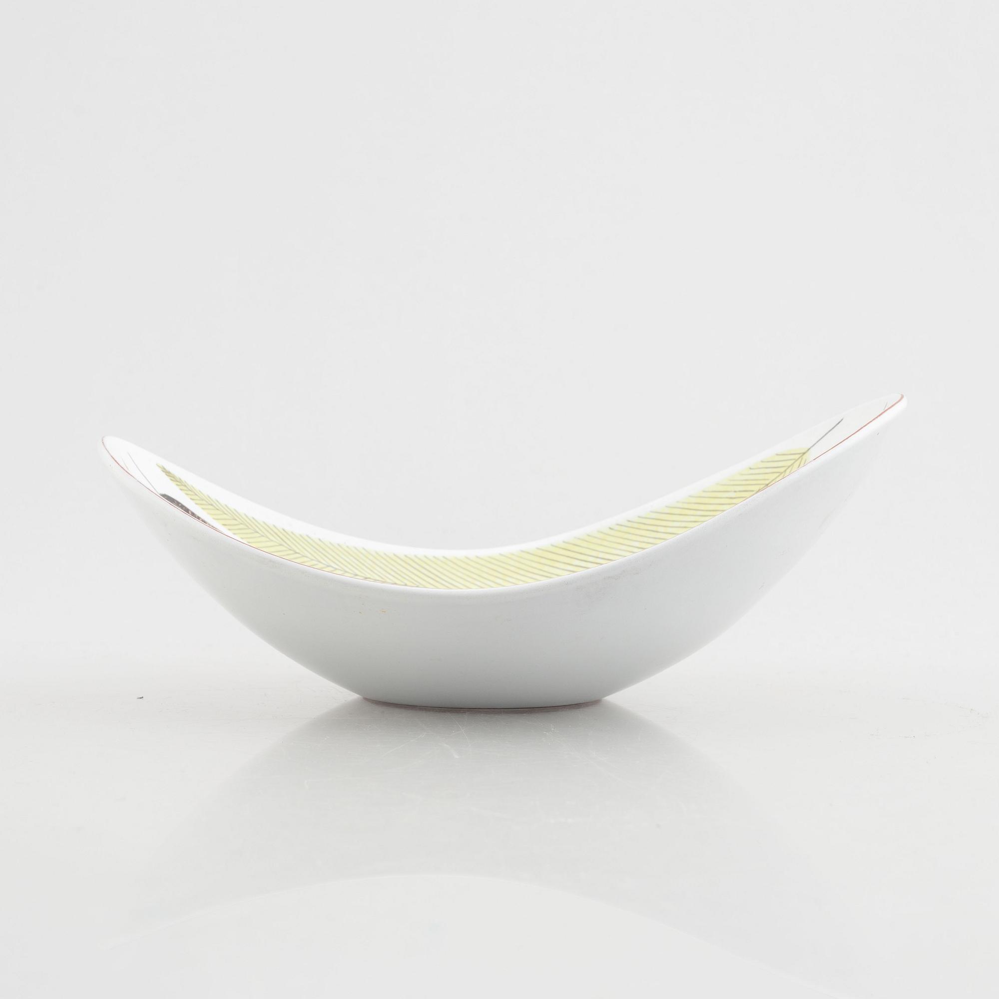 Stig Lindberg, a faience bowl, Gustavsbergs studio 1940's/50's.